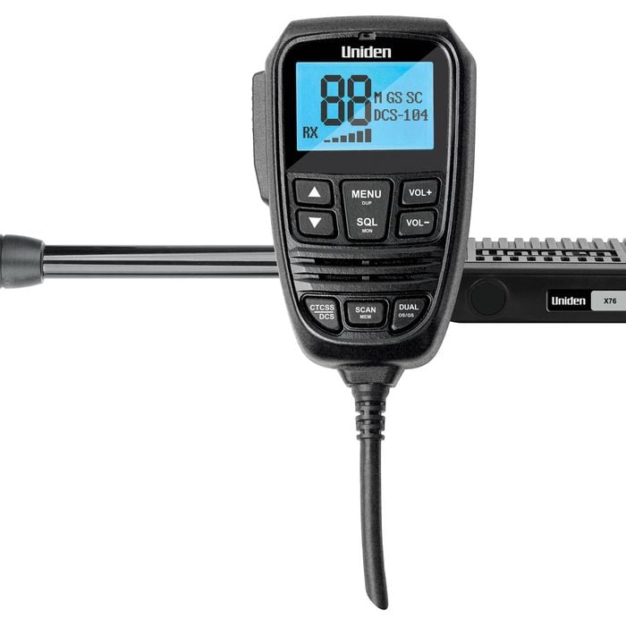 Uniden X76 Value Pack-Compact UHF  & 5.5 dBi Antenna & Dual Watch Function
