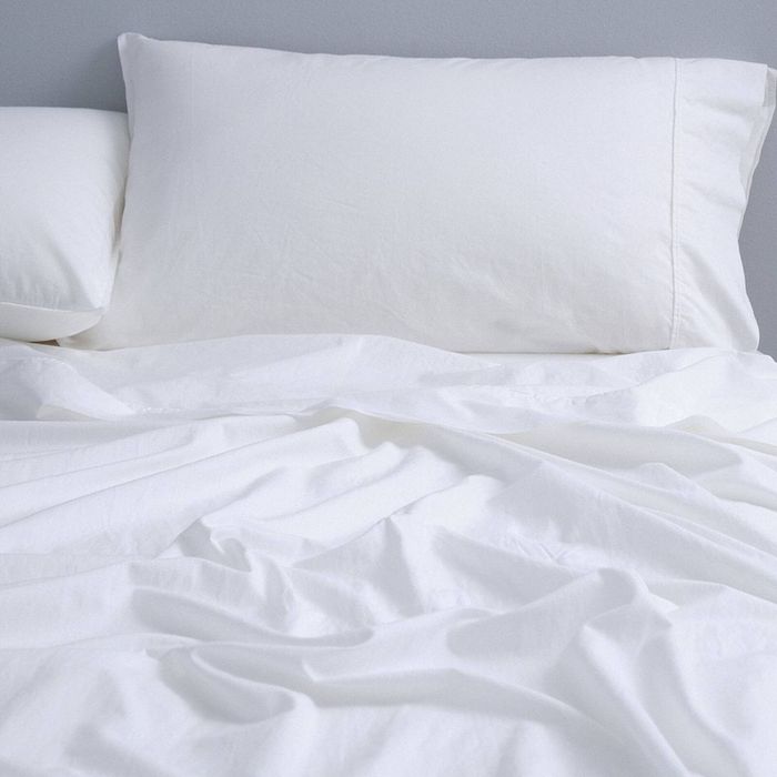 Canningvale Vintage Softwash Size Super King 100% Cotton Sheet Set White