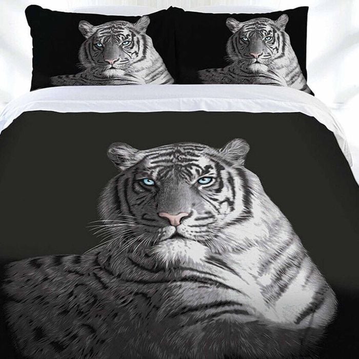 Just Home Black Blue Eyes Quilt Cover Set Queen
