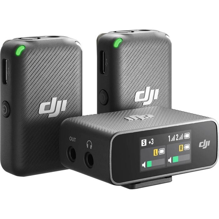 DJI Mic Compact Digital Wireless Microphone 2-Person Kit