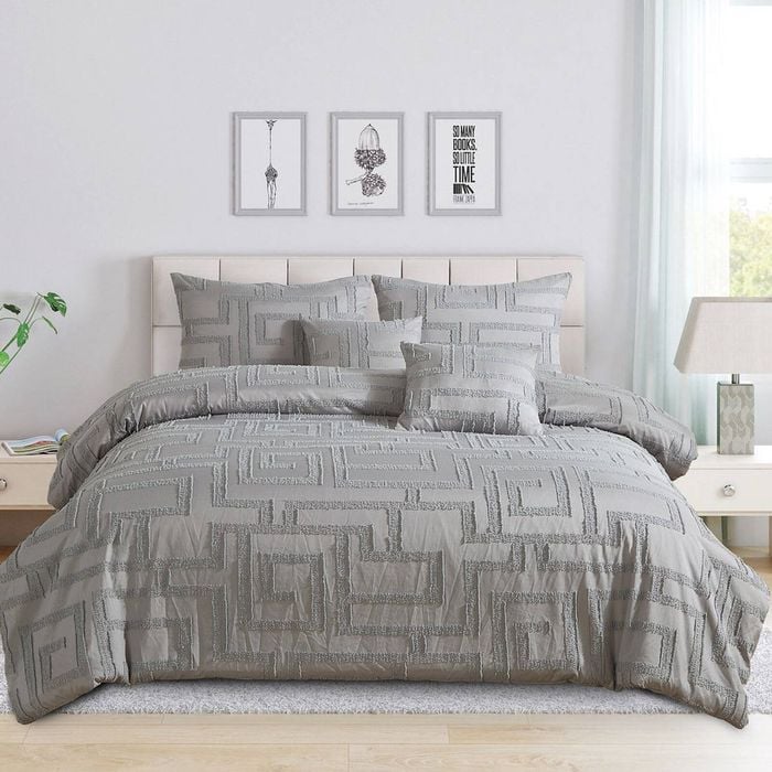 Fabric Fantastic Tufted Jacquard Quilt/Doona/Duvet Cover Set - Grey - King Size