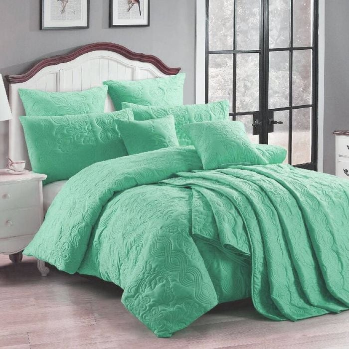 Georges Fine Linens Marguerite Quilt Cover Set Wave Green - Single