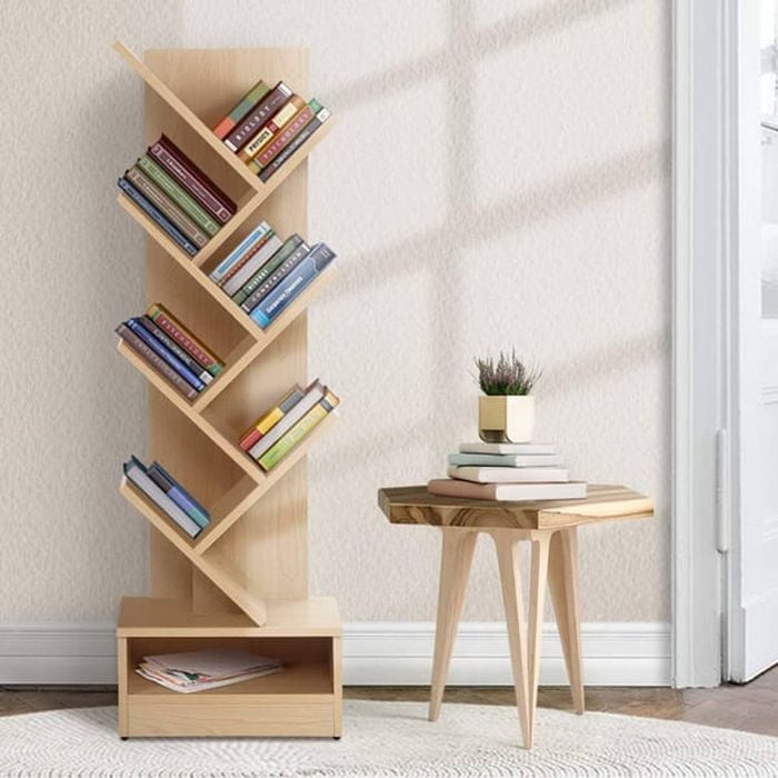 Homfurn 7-tier Novelty Bookshelf – Tree Design, Wall-mountable, 124cm Tall, Oak
