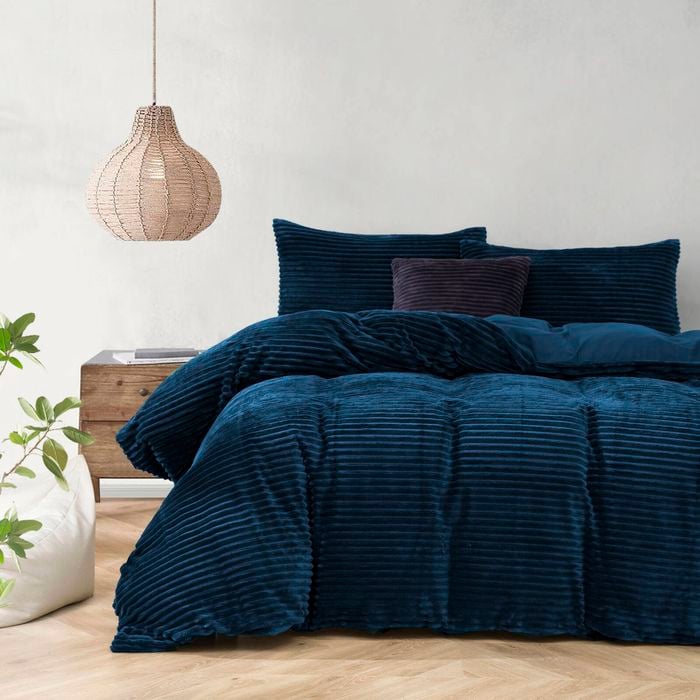Dreamaker Embossed Teddy Fleece Quilt Cover Set Teal Queen Bed
