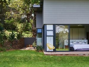 Hot Shots Recycled Timber Woodettes Bricks - 8 Pack