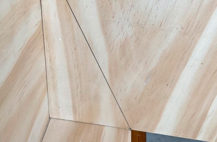 2 pieces of wood joined together