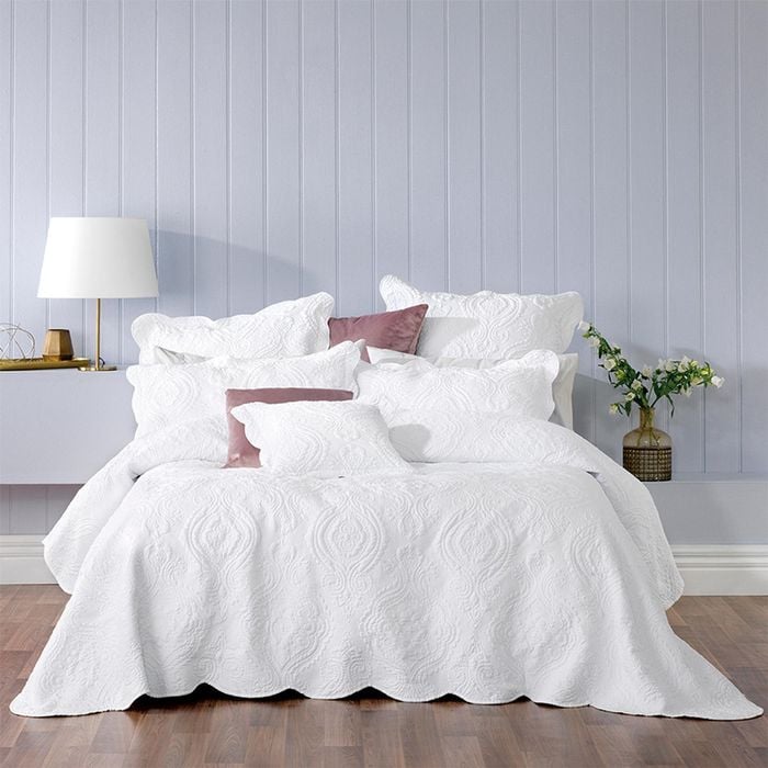 Bianca Cordelia Elegant Bedspread W/pillowcase White - Queen Bed