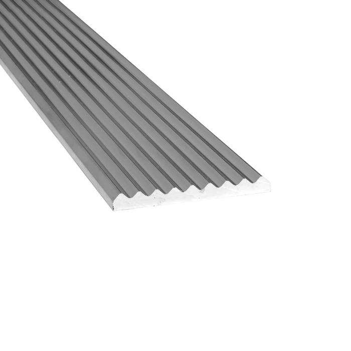 Roberts 2.0m Silver Sawtooth Stairnose Trim