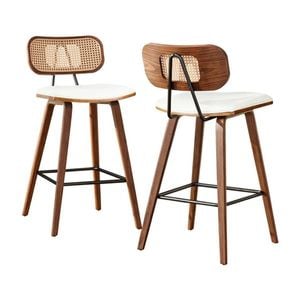 Homfurn 2x Bar Stools – Rattan Back, Pu Leather Seat, Walnut Frame, For Kitchen Counter, Beige & Walnut