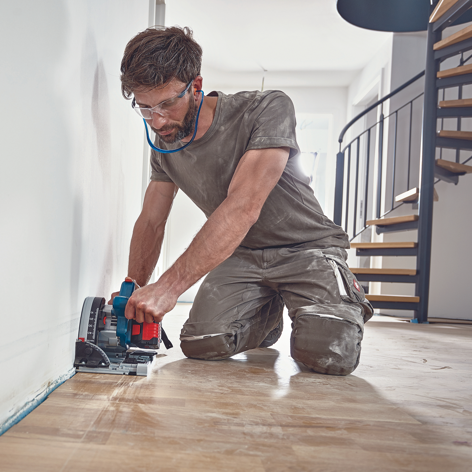 Bosch 18V Professional 140mm BITURBO Brushless Plunge Saw 06016B4040 Skin Only Bunnings Australia