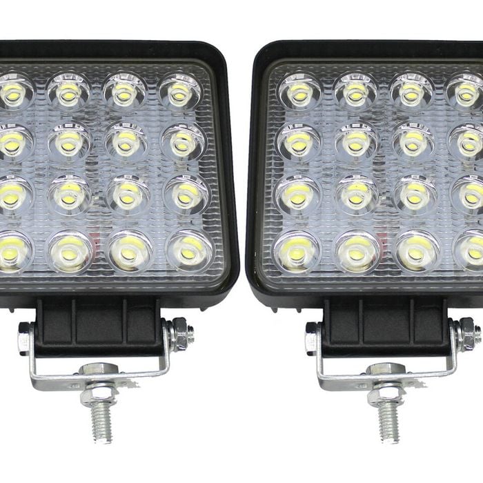 Elinz 2x 4" LED Work Light Square 60Â° Flood Lamp 96W IP67 Offroad Tractor 12V 24V