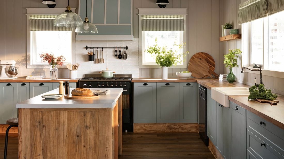 Farmhouse style kitchen with timber finishes.