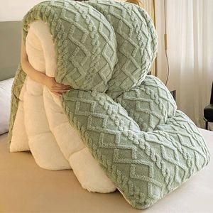 CottonMore Winter Warm Comforter Sherpa Fleece Reversible Diamond Plush Blanket 200x230cm -  Green