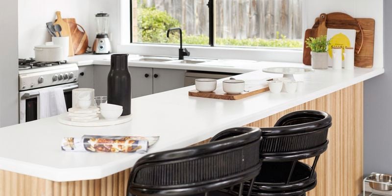 DIY - Header - Modernise your kitchen by painting the benchtop