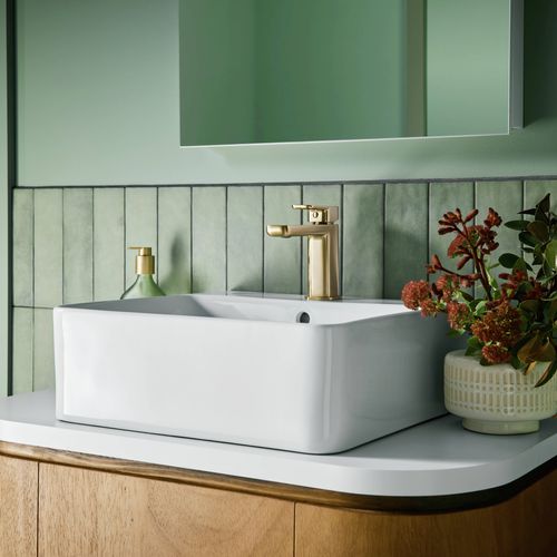Modern bathroom interior featuring contemporary fixtures and finishes.
