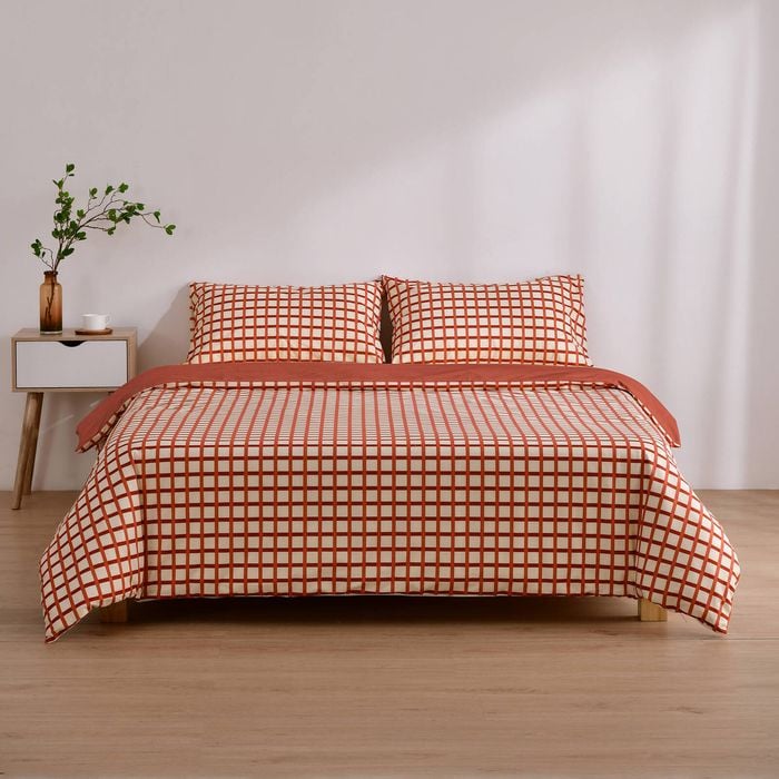 Dreamaker Micro Flannel Reversible Grid Quilt Cover Set Sienna Queen Bed