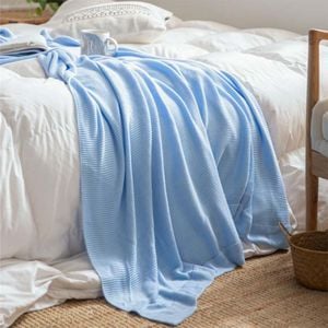 CottonMore Bamboo fibre knitted ice silk textile blanket Throw Rug 130x160cm - Blue