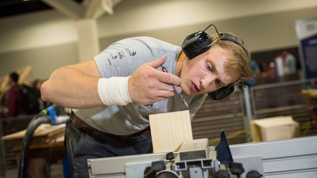 Generally, most expenses a qualified tradie can claim a trade apprentice can too, but there are exceptions to the rule. 