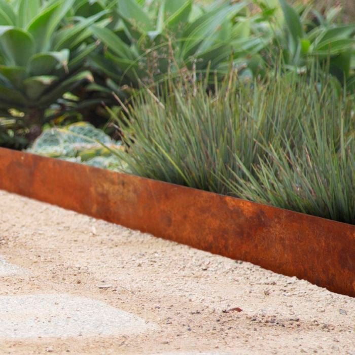 Jack 1180mm x 200mm Garden Edging Strip