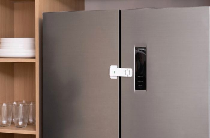 Childproof the appliances to prevent it from being opened by children