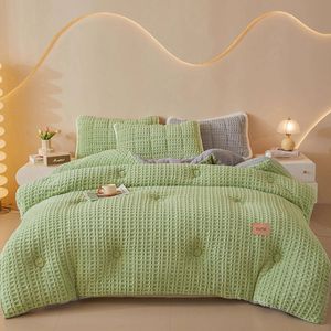 CottonMore Thick Winter Warm Quilt Reversible Waffle Plush Comforter 200x230cm - Green