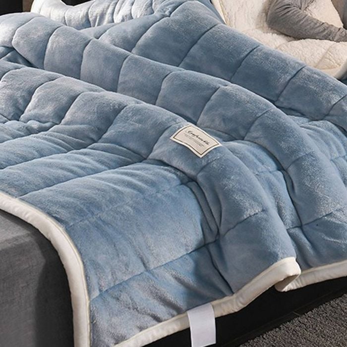 CottonMore Large Ultimate Sherpa Blanket Extra Warm Luxurious Plush Throw Rug 200x230cm - Blue