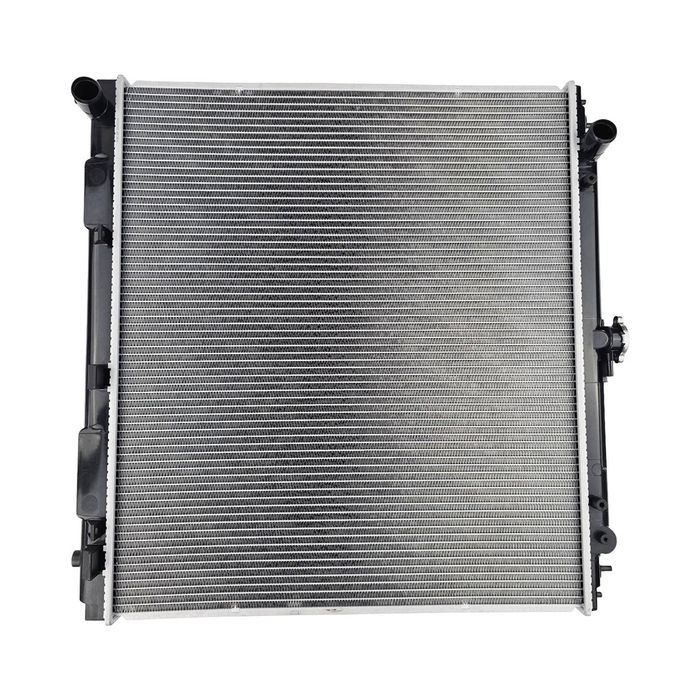 Radiator For Nissan Navara D40 Pathfinder R51 Yd25ddti 2.5l 2005-2015 Manual