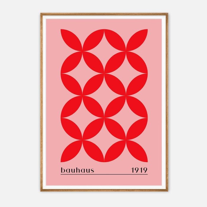 Galrie Bauhaus 1919 Geometric Red Art Print - Vintage Style Home Decor, Wood Frame, A0 84 x 119cm (33 x 47inch)