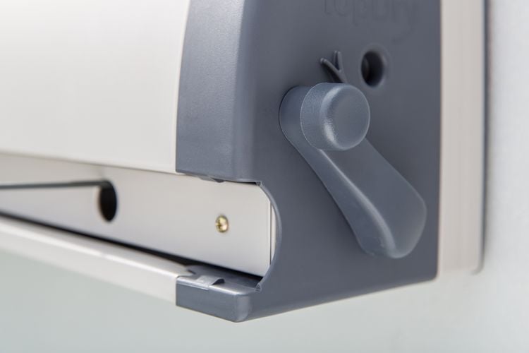 Closeup of the handcrank of a TopDry product