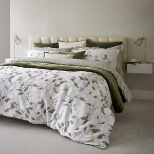 Christy Magnolia Quilt Cover Set Cotton Sateen Super King Multicoloured