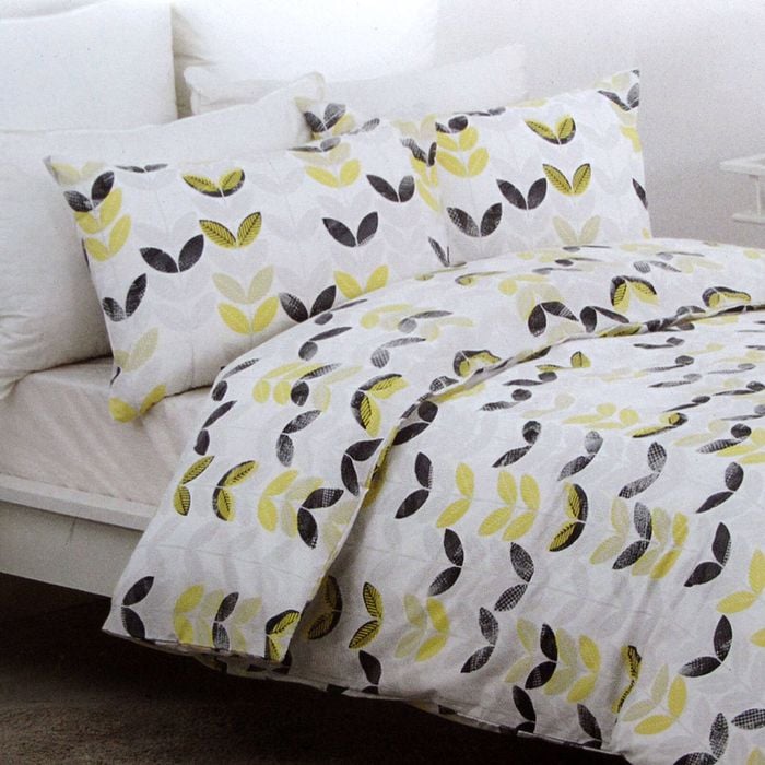 Belmondo Leaves Easy Care Quilt Cover Set Queen