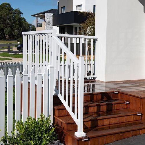 PEAK Aluminium Balustrade 1000mm White Deck Stair Post - Bunnings Australia