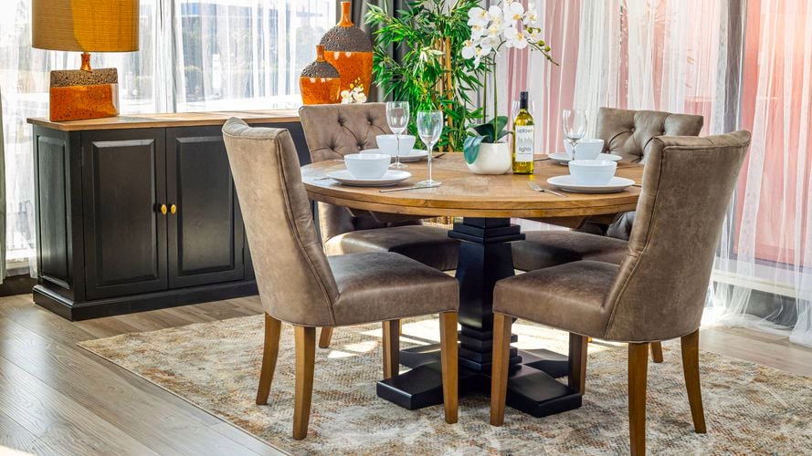Venice dining & buffet table