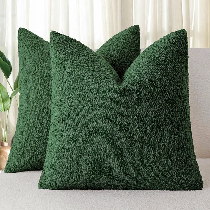 Gioia Casa Twin-Pack Bouclé Cushion Covers - Soft Textured Polyester with Hidden Zipper (Forest Green, 45cm x 45cm)