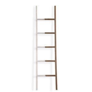 P&P Brown Wooden Leaning Ladder Rack Decorative Blanket Towel Display Stand