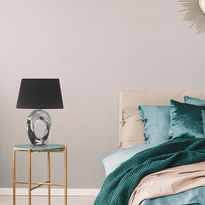Vencha Shine Ceramic Table Lamp - Silver