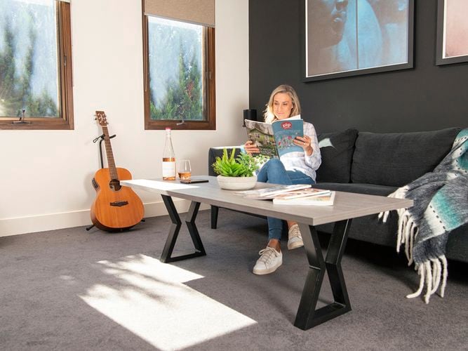 table with steel legs