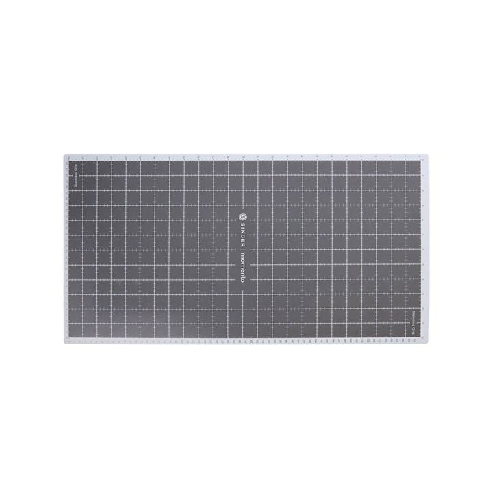 SINGER MOMENTO 12 inch x 24 inch Standard Grip Mat