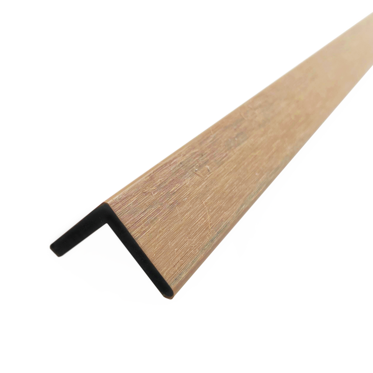 PermaTimber® 21 x 21mm 2.7m Tasmanian Oak Composite Equal Angle Corner ...