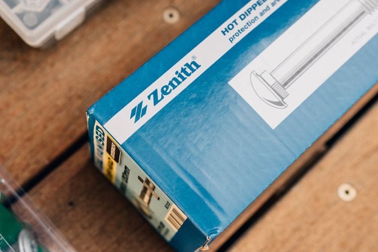 Packet of Zenith bolts