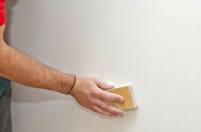 How To Patch Plaster - Bunnings Australia