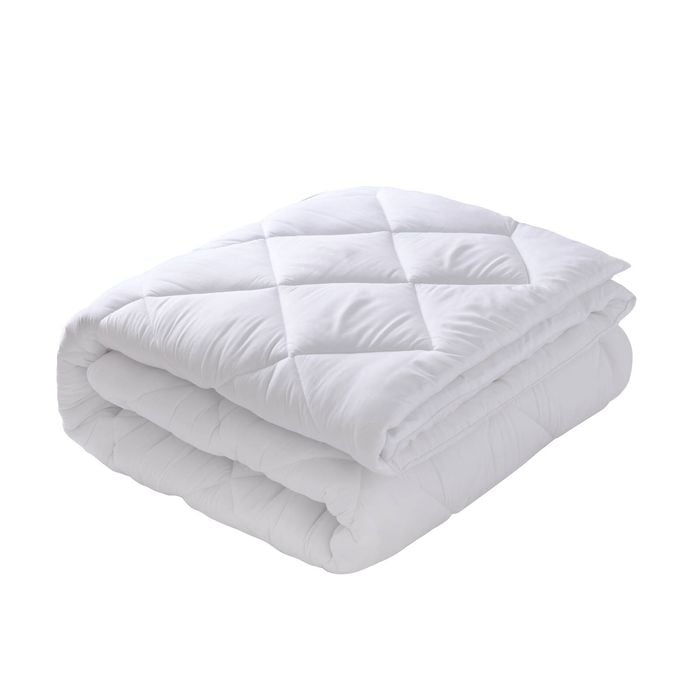Sleepcare 500gsm Winterweight Microfibre Quilt - Queen Bed