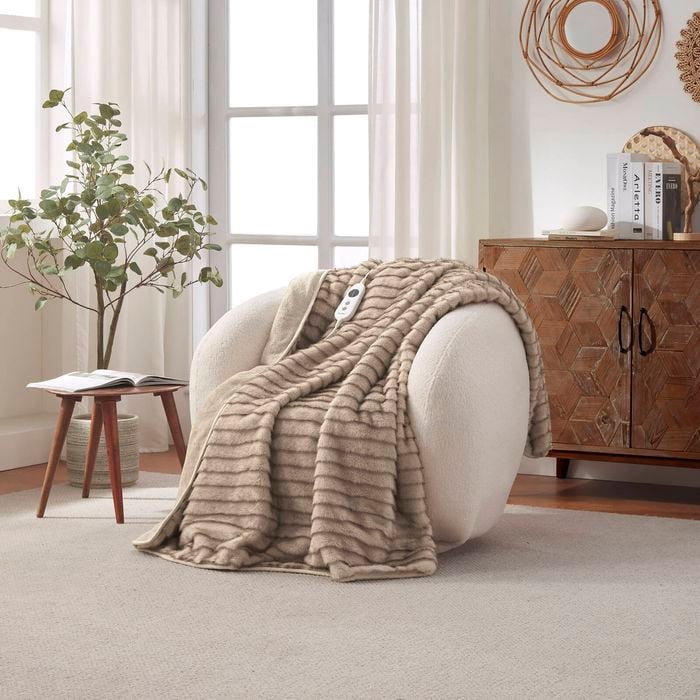 Dreamaker Nara Faux Mink Electric Heated Throw Blanket - 130x160cm | Safety Overheat Protection& Auto-Off, Machine Washable
