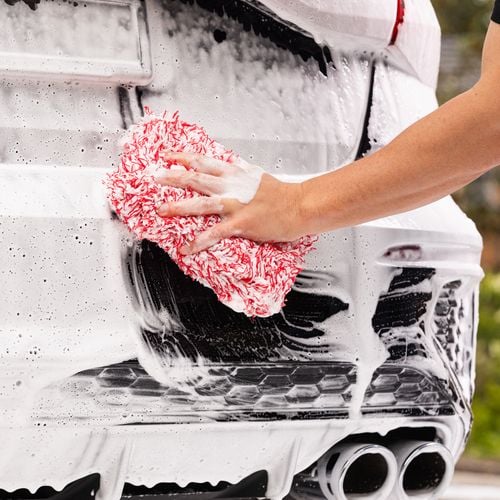 Trojan - Brand Page Image Gallery -TJQ71642_Microfibre Wash Pad_Red_white_INSITU_7_WEB