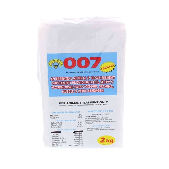 Olsson 007 Mineral Block Salt Lick Horse Feed Supplement 12 x 2kg