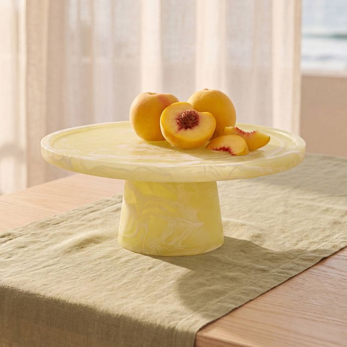 Cadence & Co. Chianti Resin Cake Stand Lemon 28x28x11cm