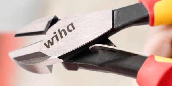Ergonomic pliers for efficiency and comfort