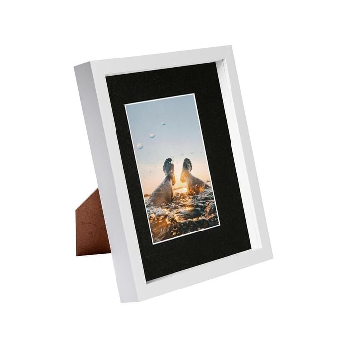 Nicola Spring 8" x 10" White 3D Box Photo Frame - 4" x 6" Mount