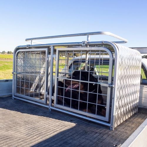 Back of car lockable pet enclosure to keep pet safe
