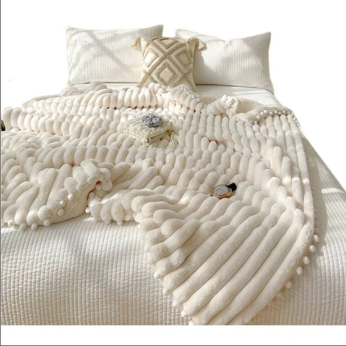 Anycozy Cream White Faux Rabbit Fur Winter Blanket 150x200cm